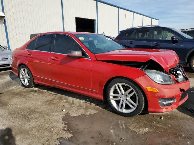 WDDGF4HB1DR253040 - 2013 MERCEDES-BENZ C 250 RED photo 4