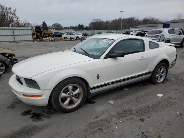 1ZVFT80N075359564 - 2007 FORD MUSTANG WHITE photo 1