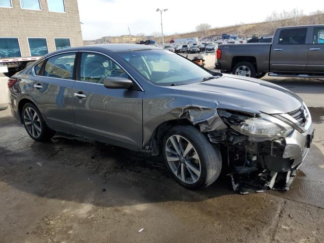 1N4AL3AP3HC116964 - 2017 NISSAN ALTIMA 2.5 GRAY photo 4