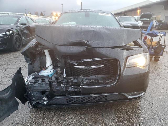 2C3CCAGG0KH542828 - 2019 CHRYSLER 300 S BLACK photo 5