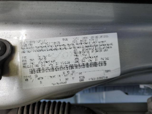 1FAHP3F2XCL411438 - 2012 FORD FOCUS SE SILVER photo 13