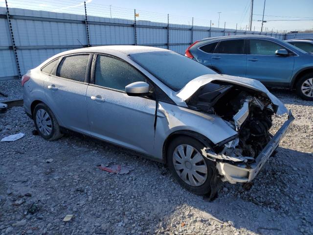 1FAHP3F2XCL411438 - 2012 FORD FOCUS SE SILVER photo 4