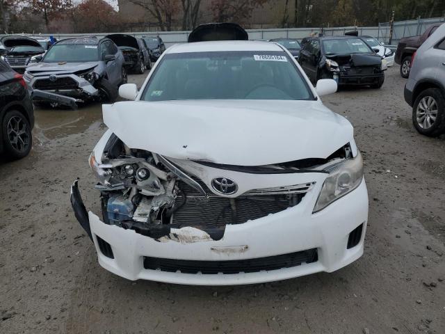 4T1BB3EK6BU140043 - 2011 TOYOTA CAMRY HYBRID WHITE photo 5