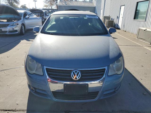 WVWBA71F98V030176 - 2008 VOLKSWAGEN EOS TURBO BLUE photo 5