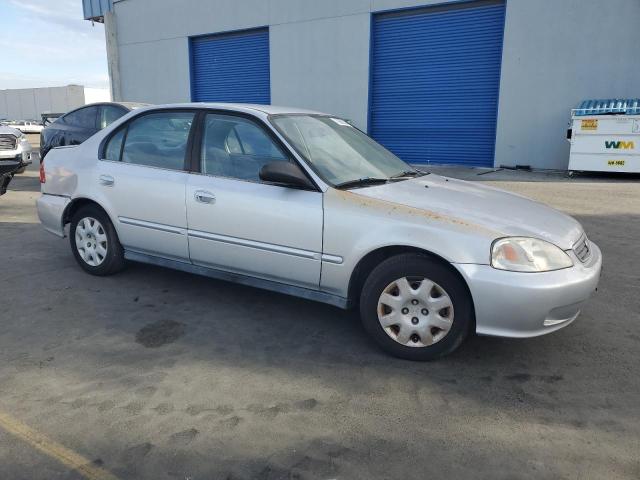 2HGEJ6618YH531400 - 2000 HONDA CIVIC BASE SILVER photo 4