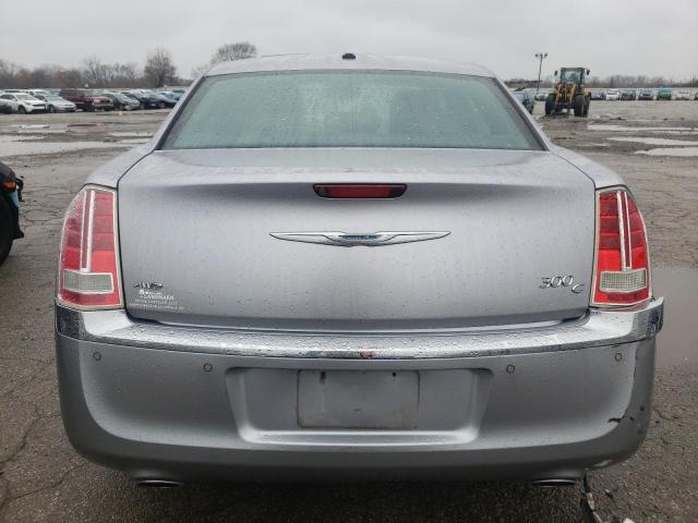 2C3CCAKT8DH712490 - 2013 CHRYSLER 300C SILVER photo 6