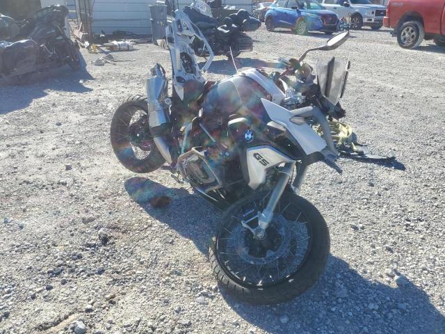 WB10M0300P6G58506 - 2023 BMW R 1250 GS WHITE photo 1