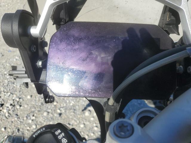 WB10M0300P6G58506 - 2023 BMW R 1250 GS WHITE photo 8