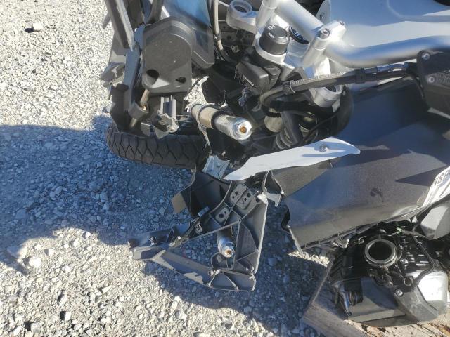 WB10M0300P6G58506 - 2023 BMW R 1250 GS WHITE photo 9