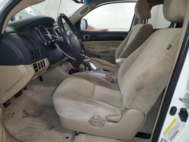5TFTU4GNXBX011351 - 2011 TOYOTA TACOMA PRERUNNER ACCESS CAB WHITE photo 7