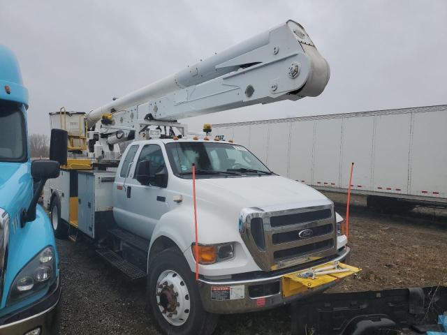 3FRXF7FE4BV372981 - 2011 FORD F750 SUPER DUTY WHITE photo 1