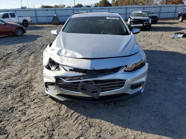 1G1ZH5SX4HF254447 - 2017 CHEVROLET MALIBU PREMIER SILVER photo 5