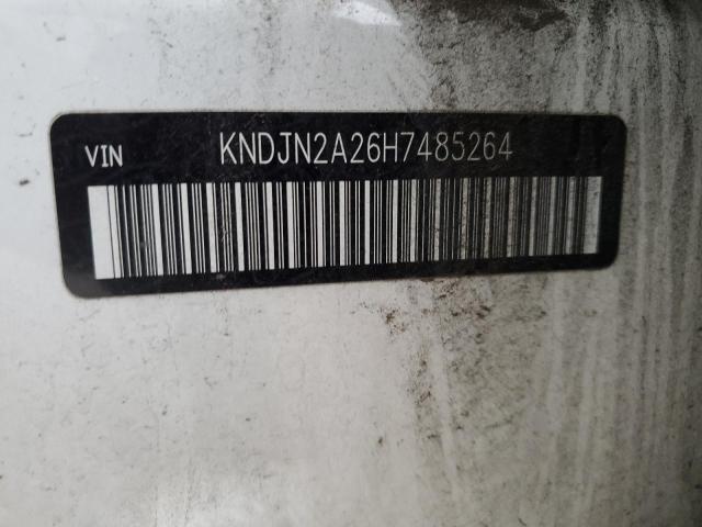 KNDJN2A26H7485264 - 2017 KIA SOUL WHITE photo 12