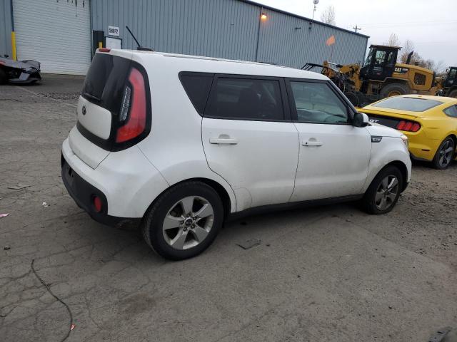 KNDJN2A26H7485264 - 2017 KIA SOUL WHITE photo 3