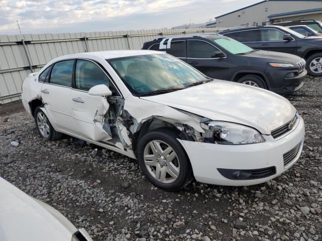 2G1WU58R779112477 - 2007 CHEVROLET IMPALA LTZ WHITE photo 4