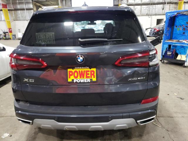 5UXCR6C02L9B29490 - 2020 BMW X5 XDRIVE40I GRAY photo 6