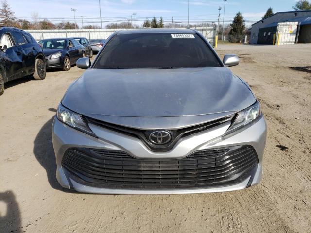 4T1C11AK0LU315986 - 2020 TOYOTA CAMRY LE SILVER photo 5