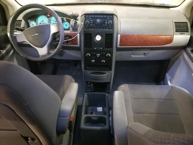 2A8HR54P48R672652 - 2008 CHRYSLER TOWN & COU TOURING WHITE photo 8