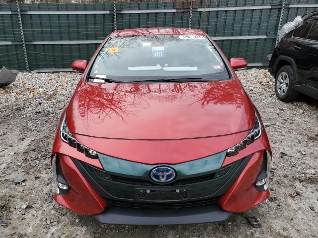 JTDKARFP8H3012485 - 2017 TOYOTA PRIUS PRIM 红色 照片 5