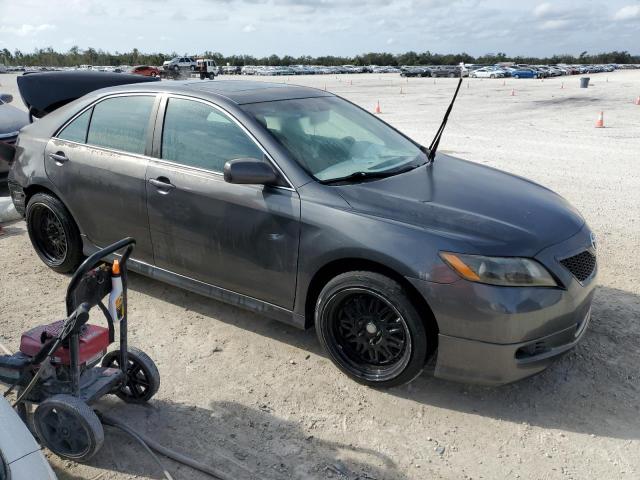 4T1BK46K57U515738 - 2007 TOYOTA CAMRY LE CHARCOAL photo 4