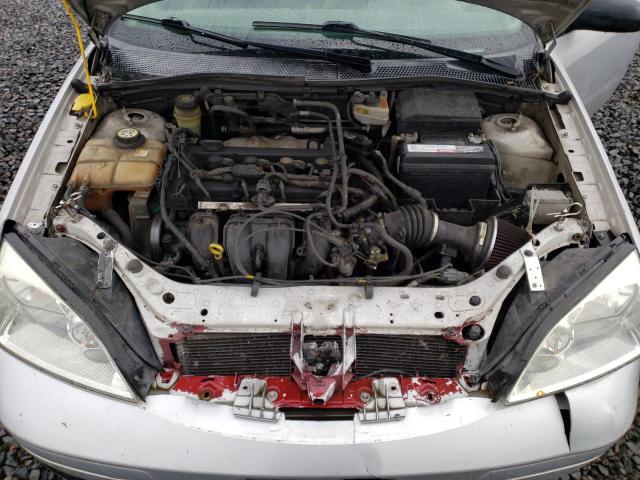 3FAFP37N55R136310 - 2005 FORD FOCUS ZX5 SILVER photo 11