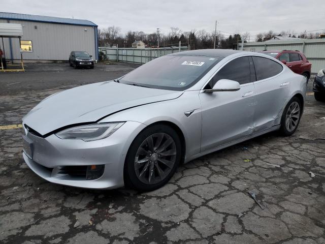 5YJSA1E2XHF199559 - 2017 TESLA MODEL S ვერცხლისფერი ფოტო 1