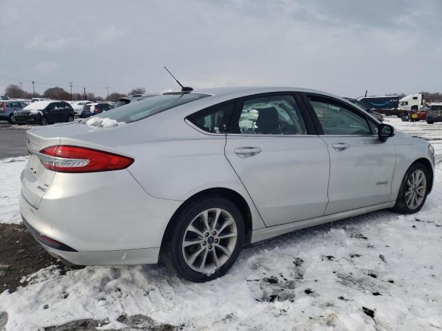 3FA6P0LU5HR323904 - 2017 FORD FUSION SE HYBRID SILVER photo 3