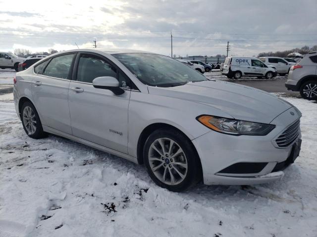 3FA6P0LU5HR323904 - 2017 FORD FUSION SE HYBRID SILVER photo 4