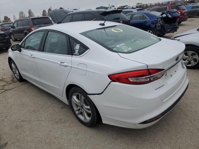 3FA6P0H74JR156900 - 2018 FORD FUSION SE WHITE photo 2