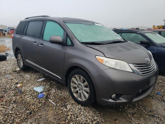 5TDDK3DCXFS095559 - 2015 TOYOTA SIENNA XLE GRAY photo 4