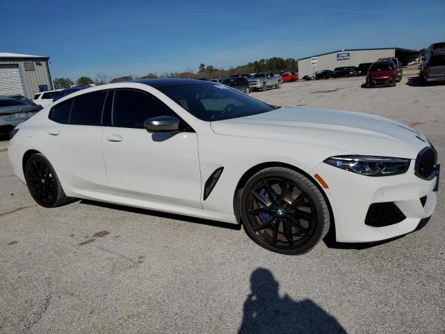 WBAGV8C03NCK03817 - 2022 BMW M850XI WHITE photo 4