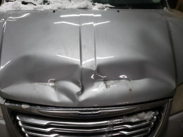 2C4RC1BG6DR705783 - 2013 CHRYSLER TOWN & COU TOURING ვერცხლისფერი ფოტო 12