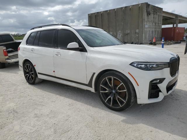 5UXCW2C0XM9G17086 - 2021 BMW X7 XDRIVE40I WHITE photo 4