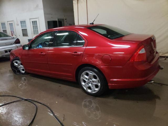 3FAHP0HG7BR220146 - 2011 FORD FUSION SE RED photo 2