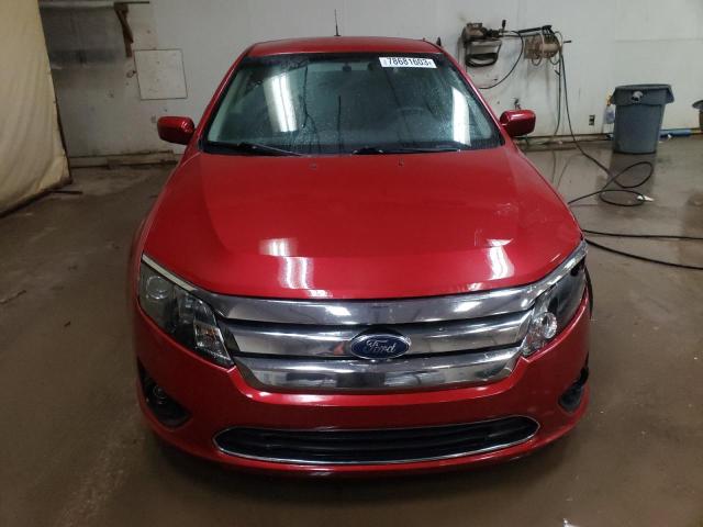 3FAHP0HG7BR220146 - 2011 FORD FUSION SE RED photo 5