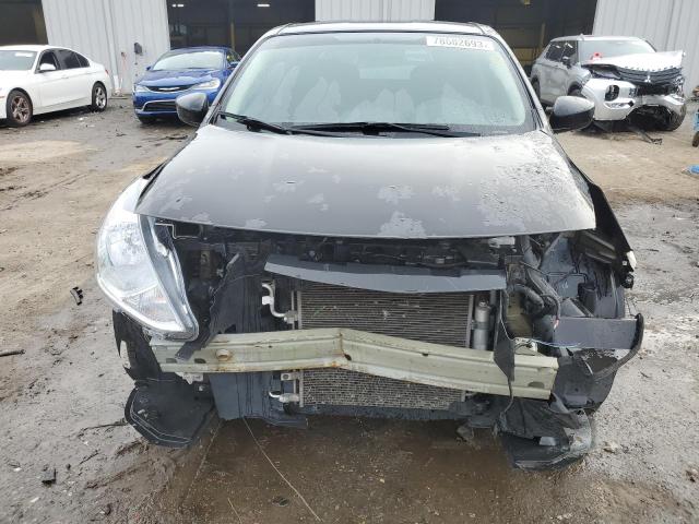 3N1CN7AP6KL808266 - 2019 NISSAN VERSA S BLACK photo 5