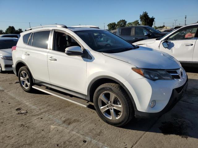 JTMWFREV0FJ042625 - 2015 TOYOTA RAV4 XLE WHITE photo 4