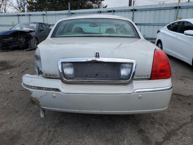 1LNHM83W44Y625932 - 2004 LINCOLN TOWN CAR ULTIMATE WHITE photo 6