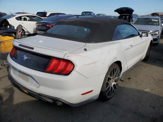 1FATP8UH3K5148579 - 2019 FORD MUSTANG WHITE photo 3