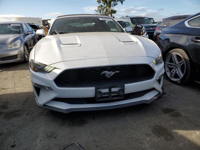 1FATP8UH3K5148579 - 2019 FORD MUSTANG WHITE photo 5