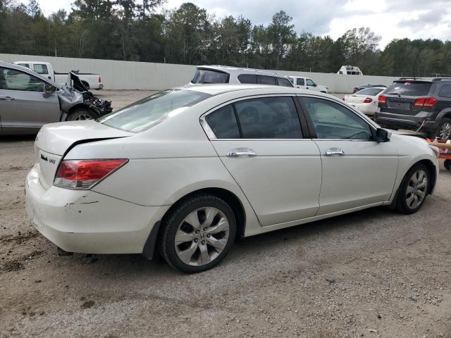 1HGCP3F82AA005303 - 2010 HONDA ACCORD EXL WHITE photo 3