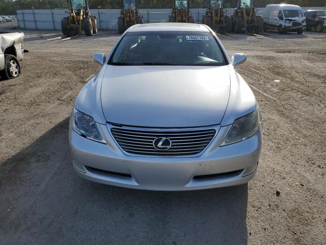 JTHGL46F675012156 - 2007 LEXUS LS 460L SILVER photo 5