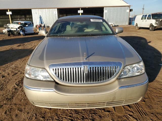 1LNHM81WX4Y640891 - 2004 LINCOLN TOWN CAR EXECUTIVE BEIGE photo 5