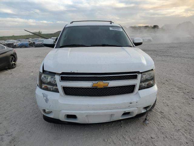 1GNSCJE04ER201764 - 2014 CHEVROLET SUBURBAN C1500 LT WHITE photo 5