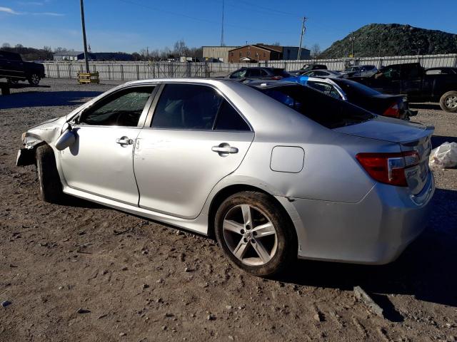 4T1BF1FK5CU140155 - 2012 TOYOTA CAMRY BASE SILVER photo 2