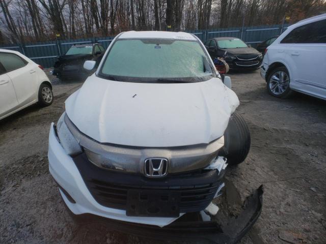 3CZRU6H30MM719551 - 2021 HONDA HR-V LX WHITE photo 5