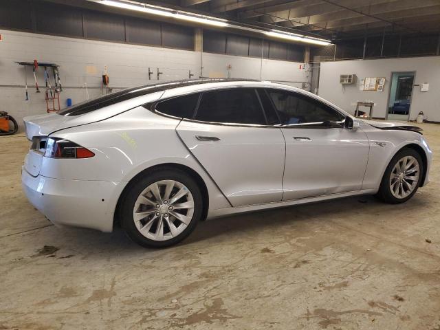 5YJSA1E12GF155254 - 2016 TESLA MODEL S SILVER photo 3
