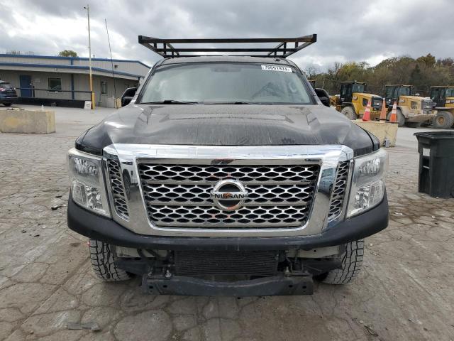 1N6BA1F4XHN575711 - 2017 NISSAN TITAN XD SL BLACK photo 5