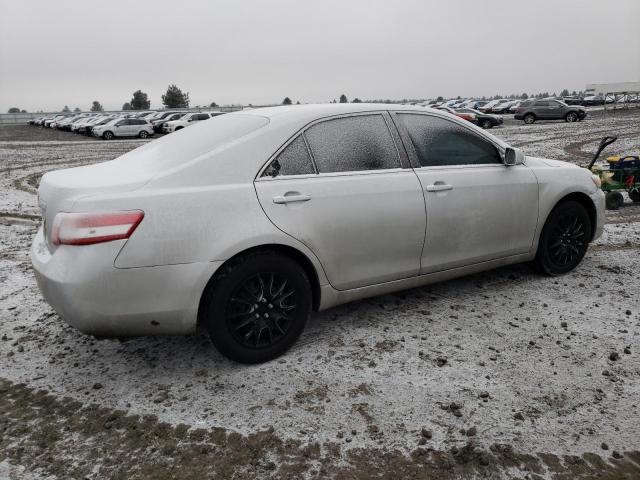 4T1BF3EK0AU104335 - 2010 TOYOTA CAMRY BASE SILVER photo 3