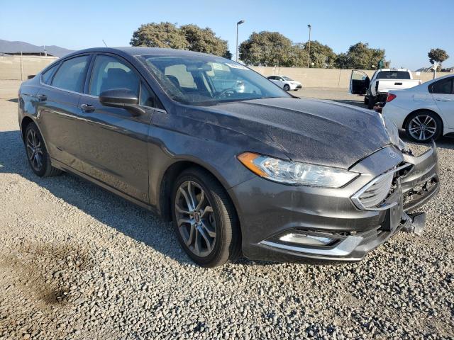 3FA6P0HD7HR275783 - 2017 FORD FUSION SE GRAY photo 4